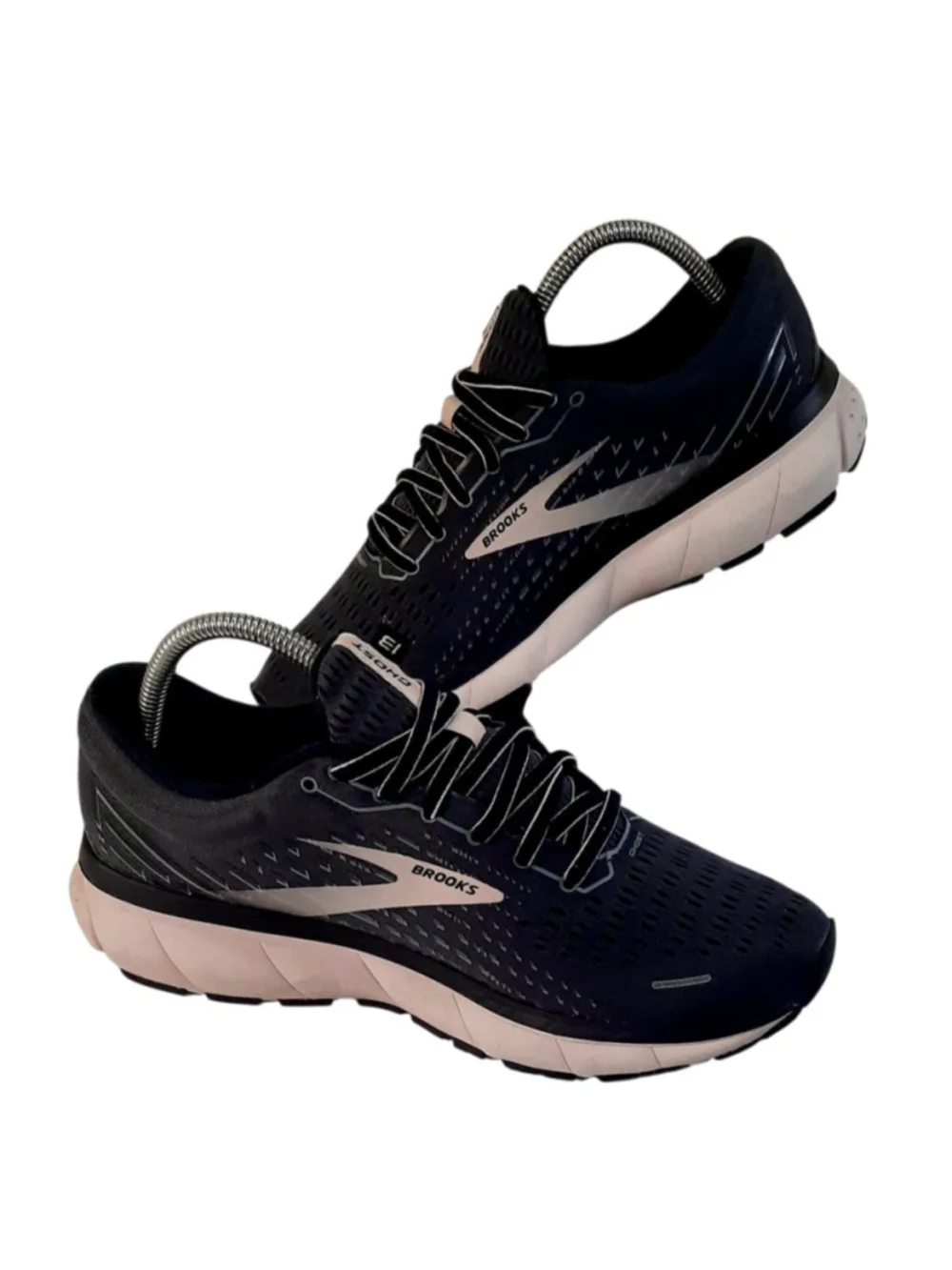 Brooks this pair